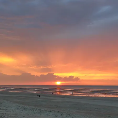 Tantor Nostalgie 公寓 *